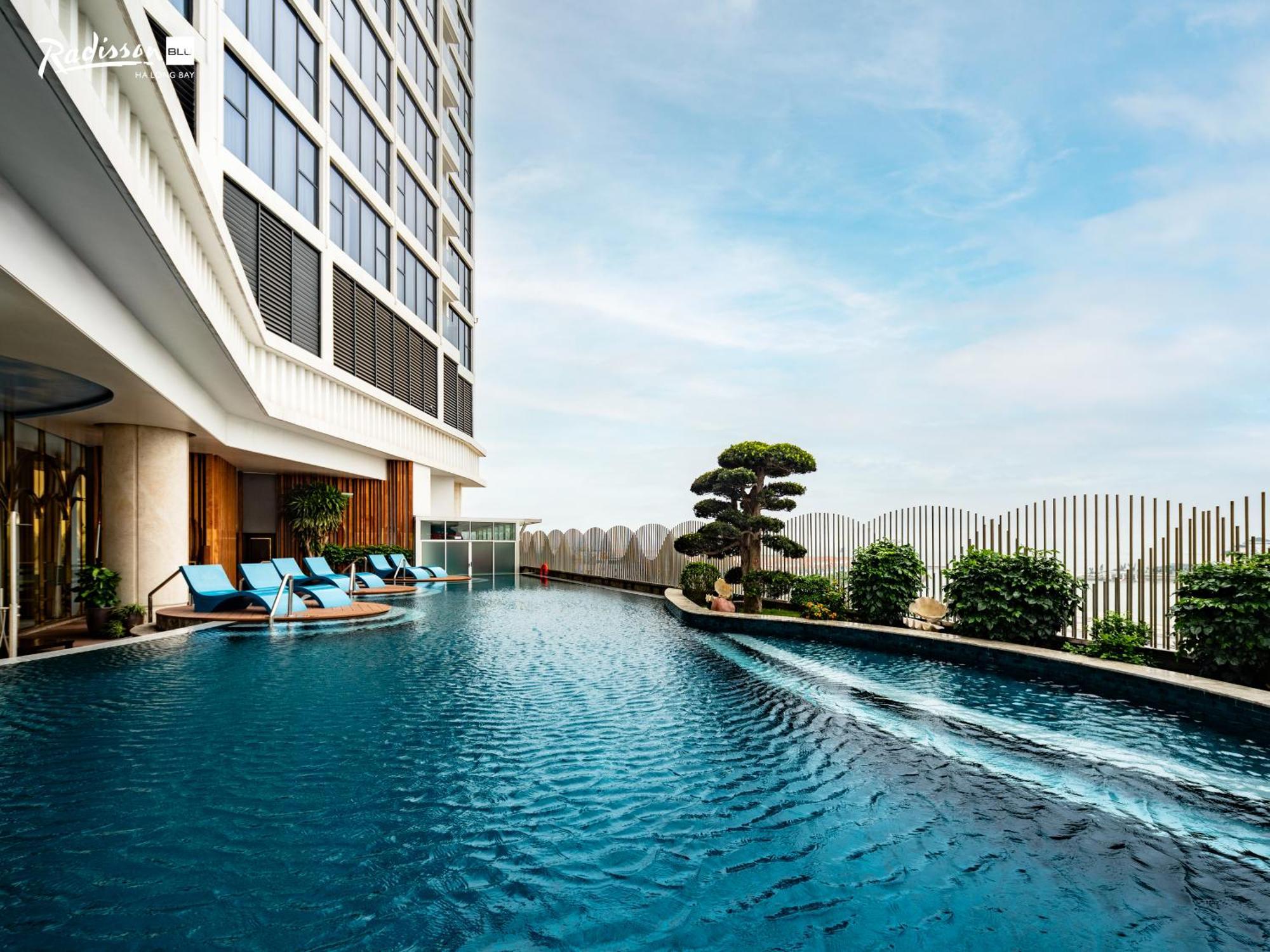 Radisson Blu Ha Long Bay Hotel Exterior photo
