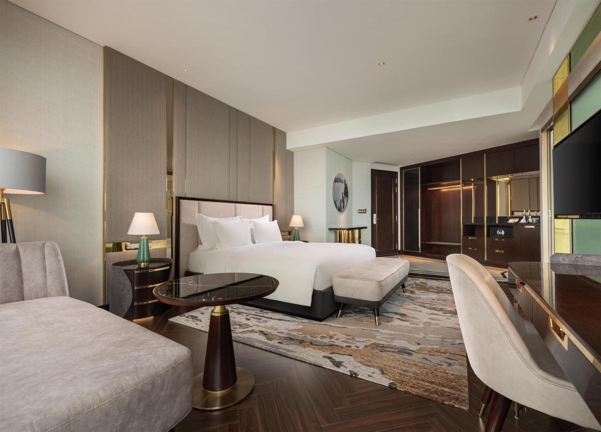 Radisson Blu Ha Long Bay Hotel Exterior photo
